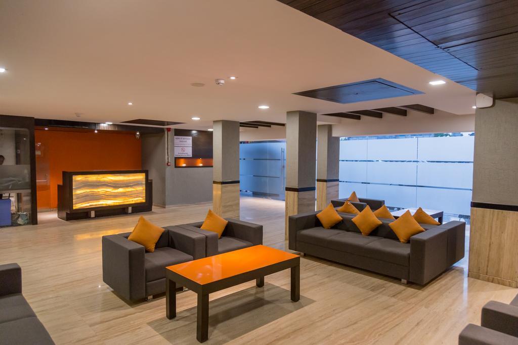 Ahmedabad, Satellite Hotel Kültér fotó