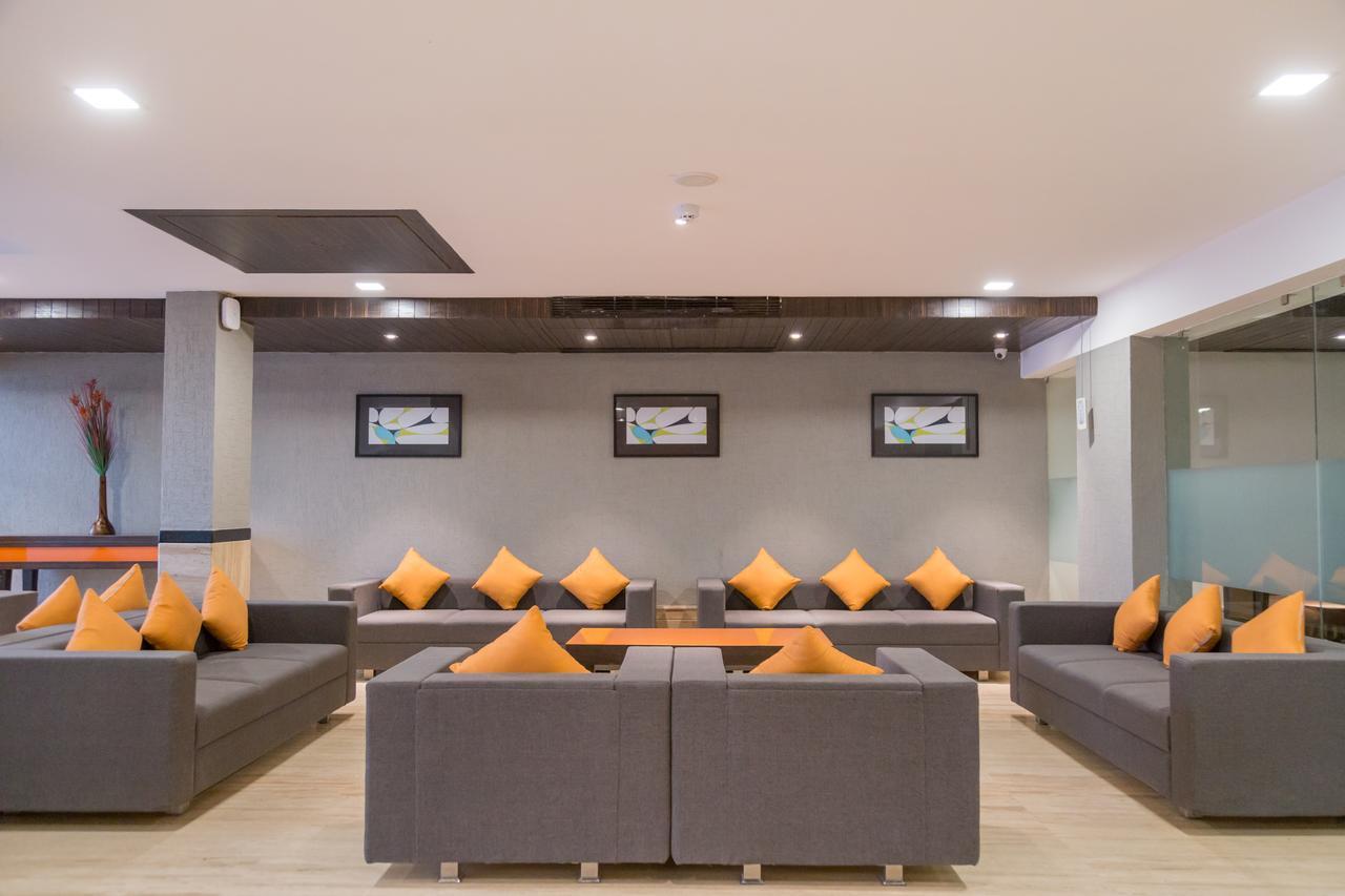 Ahmedabad, Satellite Hotel Kültér fotó