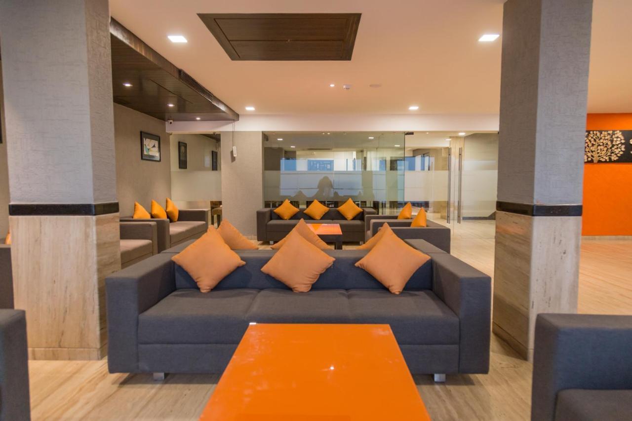Ahmedabad, Satellite Hotel Kültér fotó